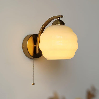 Art Deco Wandlamp Goud - Elegante Muurlamp met Warm Wit Glas voor Vintage Interieur