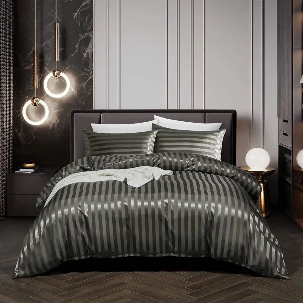 Luxe Zwart Satijnen Dekbedovertrekset met Hoeslaken en Kussenslopen – Elegante Slaapervaring