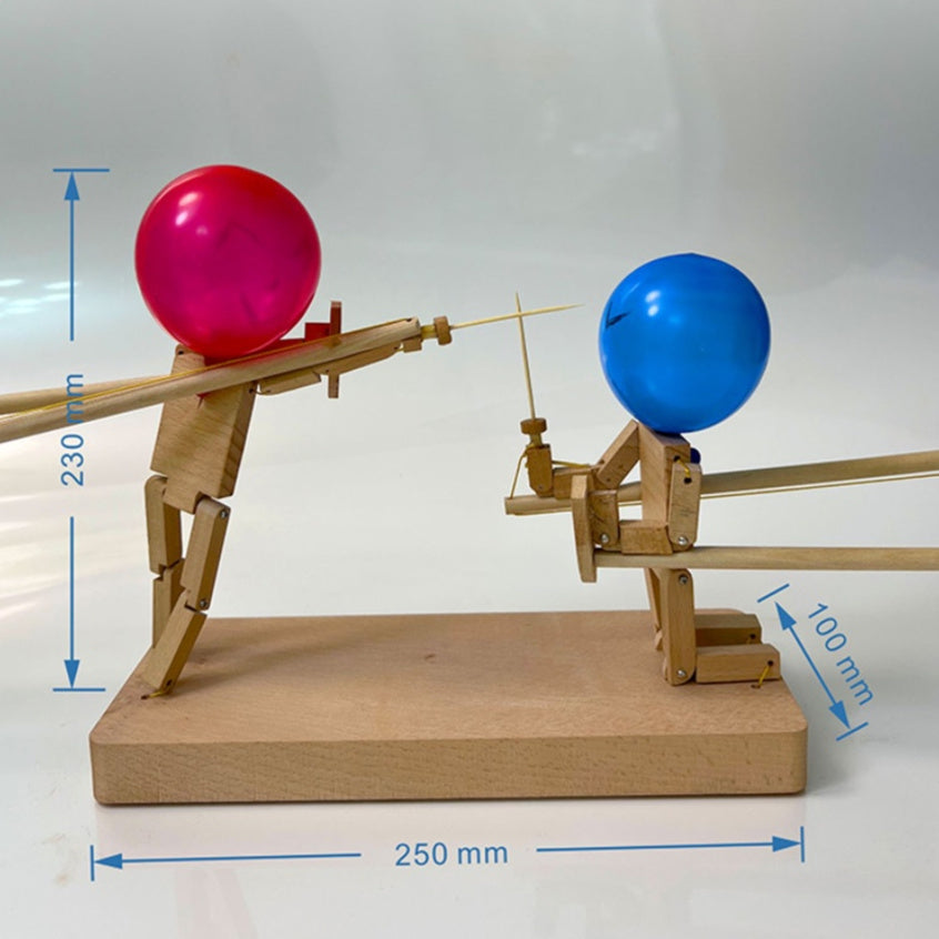 Houten Poppen Ballonnengevecht – Plezier en Strategie voor het Hele Gezin