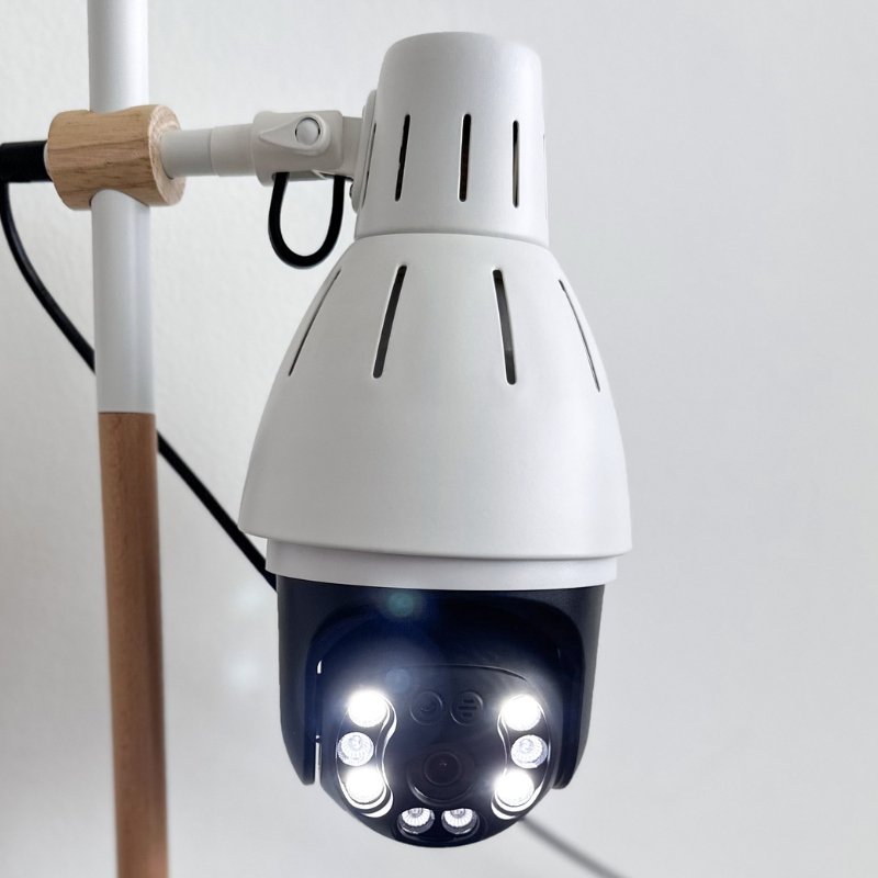 360° HomeGuard Lamp Camera – Slimme Panoramische Beveiliging met Bewegingsdetectie