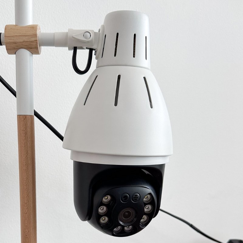 360° HomeGuard Lamp Camera – Slimme Panoramische Beveiliging met Bewegingsdetectie